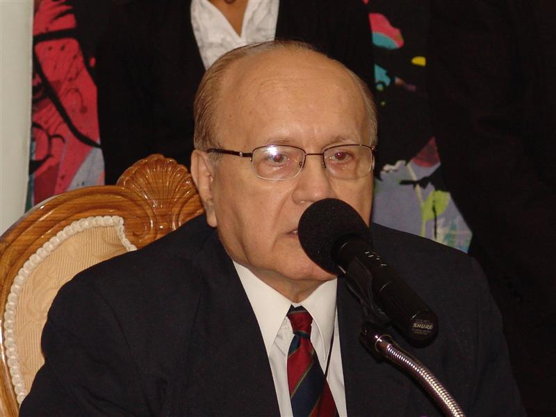 El Titular del TSJE, Ministro Juan Manuel Morales en el inicio del acto.