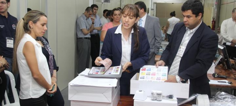 Realizan segunda auditoria a maletines electorales para el exterior