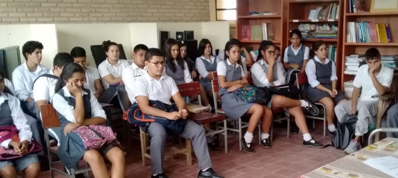  Estudiantes del Colegio José Falcón fueron capacitados en materia electoral