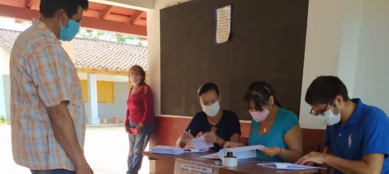 Organización Intermedia de Villarrica recibe capacitación sobre procesos electorales