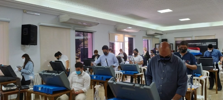 Formación de funcionarios del Registro Civil Electoral impulsada por CIDEE fortalece el proceso electoral
