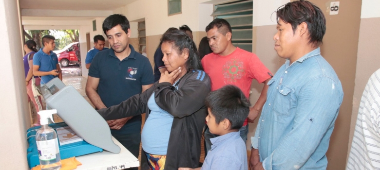 Facilitadores Electorales de comunidades indígenas aprenden sobre innovaciones electorales 