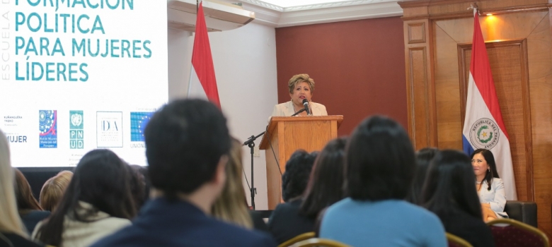 Con homenaje a la Ministra Wapenka, inicia la 9na edición de la Escuela de Formación Política