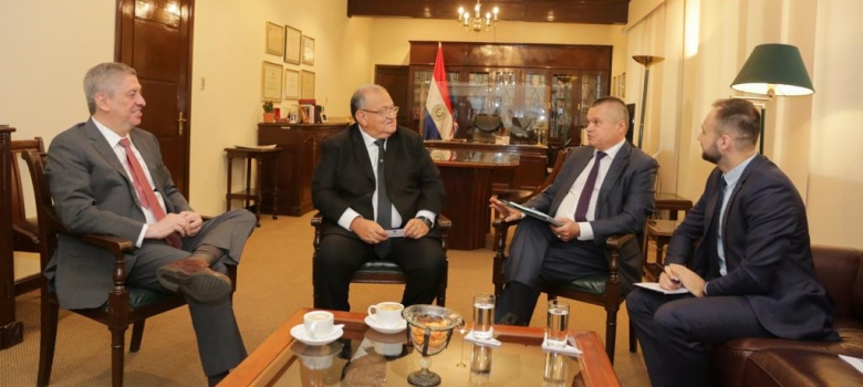 Embajador de Rusia en Paraguay visitó a Ministros del TSJE