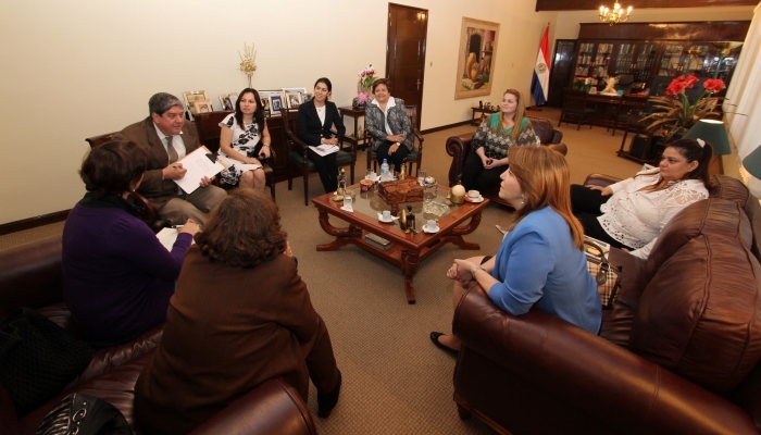 Vice Presidenta reunida con la Red de Mujeres PolÃ­ticas