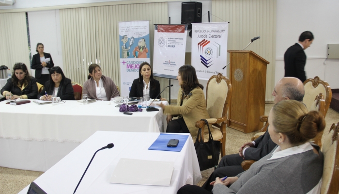 Representante del Partido KuÃ±a Pyrenda (PKP) compartiÃ³ experiencia sobre la participaciÃ³n de las mujeres en polÃ­tica