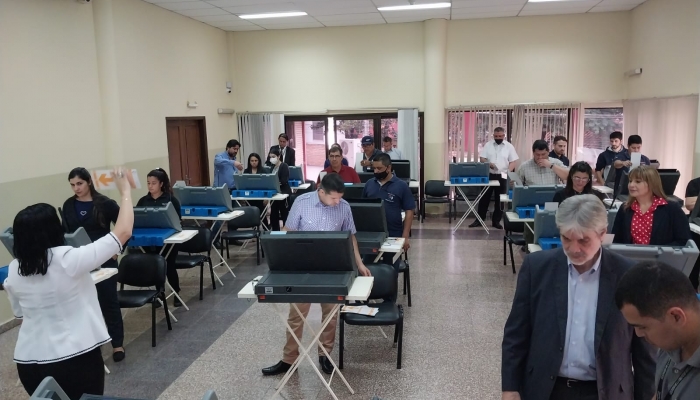 En una semana, capacitaciÃ³n en el Registro Civil llega a 120 funcionarios electorales 
