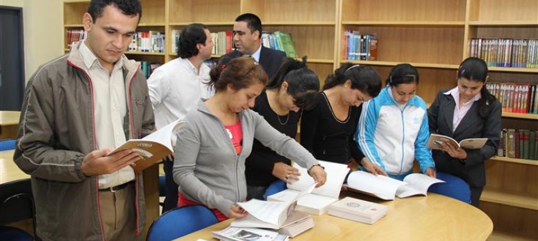 Universidad Columbia del Paraguay recibió kits de materiales electorales 