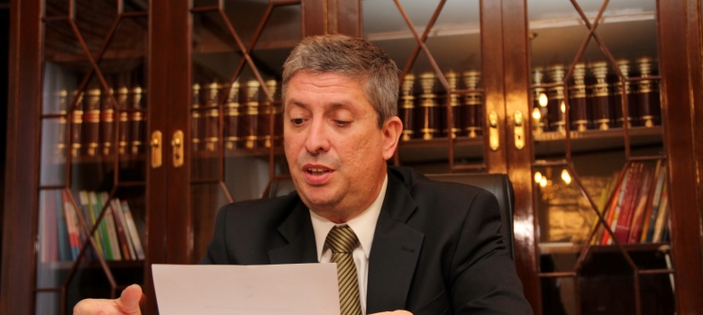 Ministro Bestard asumirá presidencia del TSJE en el 2015