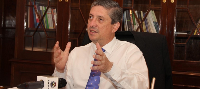 Ministro Bestard se reunirá hoy con candidatos presidenciables y mandatario panameño