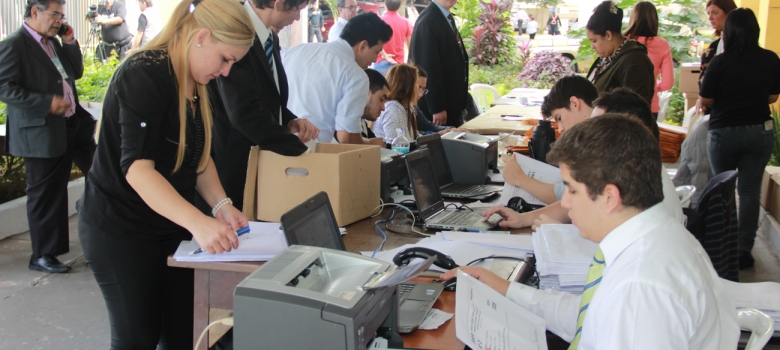 TSJE recepciona Sobres Nº 3 de las Elecciones Internas de la ANR y el PLRA