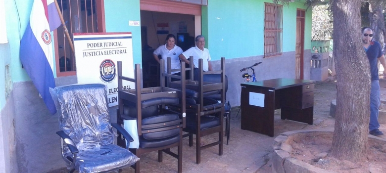 Avanzan distribuciones de mobiliarios en las Oficinas distritales del Registro Electoral de la República