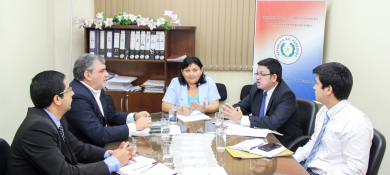 Justicia Electoral apoya inscripción de paraguayos residentes en el extranjero vía internet