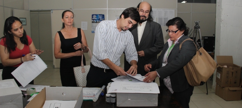 Maletines electorales para Elecciones Municipales de Emboscada fueron auditados