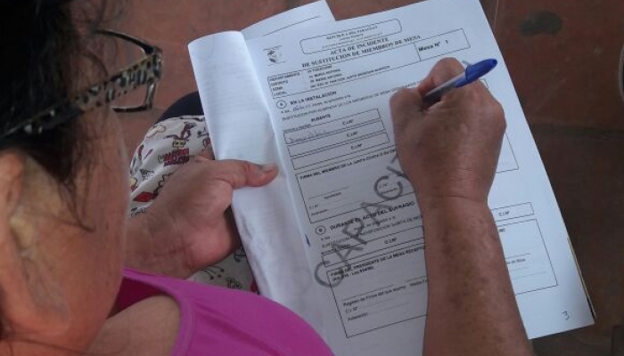 Agentes electorales se capacitan para garantizar la transparencia del sufragio en nuevos distritos