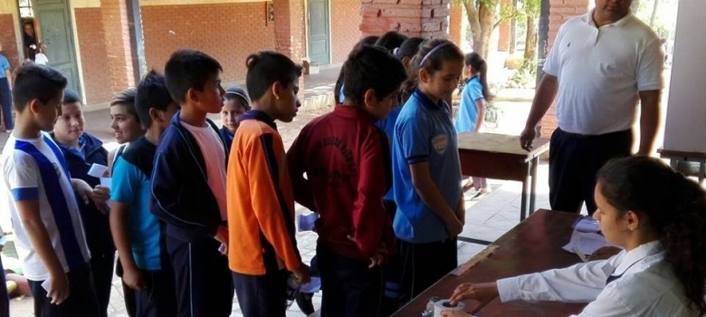 Niños del Nivel Inicial de Caacupé fueron asistidos para sus elecciones