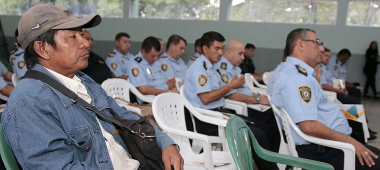 Charlas sobre normas electorales para agentes policiales y miembros de comunidades indígenas del Chaco