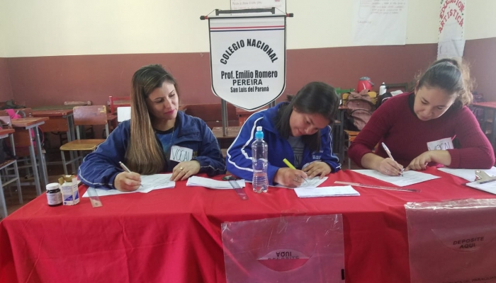 Alumnos de San Juan del ParanÃ¡ recibieron apoyo para elecciones estudiantiles