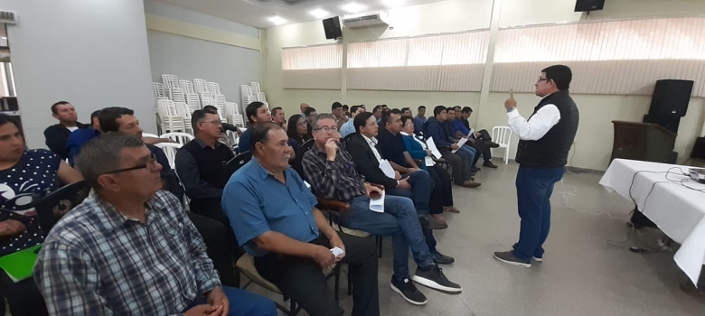 Capacitan sobre la Ley de Desbloqueo a referentes políticos del PLRA de Caaguazú