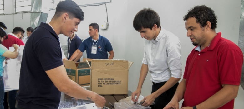 Preparan kits electorales que acompañarán máquinas de votación cumpliendo normas sanitarias